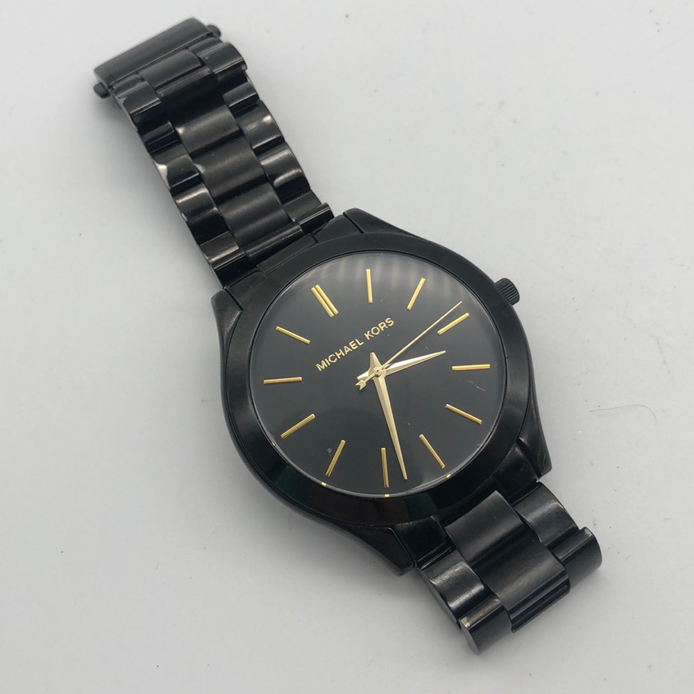 Michael Kors Slim Runway Black Gold MK3221 Wrist Watch, New Battery, Working